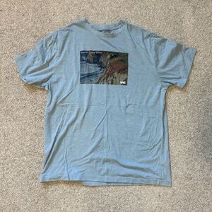 Men's Blue Graphic T-Shirt